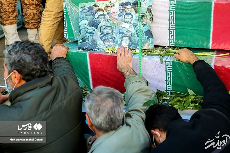 (تصاویر) تشییع ۱۵۰ شهید گمنام در تهران